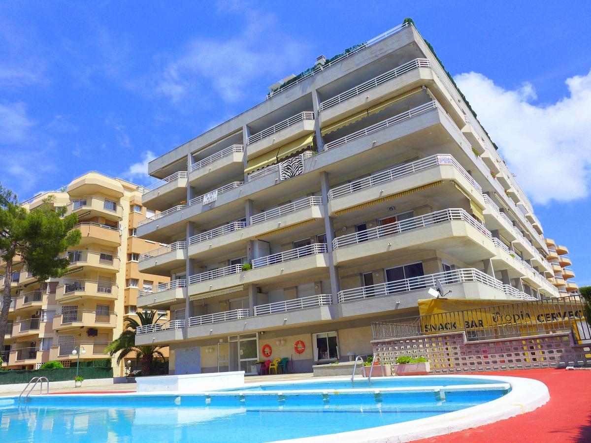 Rentalmar Zahara Family Suites サロウ エクステリア 写真